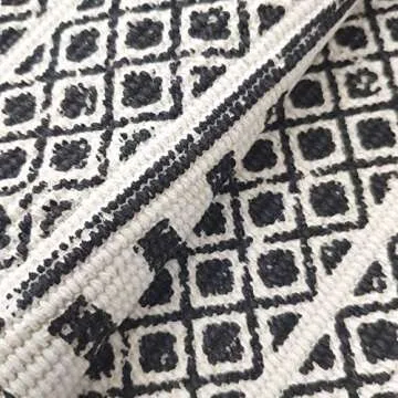 USTIDE Black & Cream Living Room Rug, Boho Runner Farmhouse Retro Shag Rag Rug Large Natural Cotton Accent Rug Washable (4ftx6ft, Black&White)