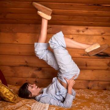 Minnetonka Womens Sheepskin Ankle Boot Tan Size 7