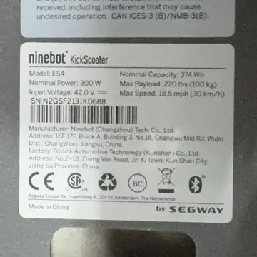 Segway Ninebot ES4 - 300W Motor, 28 Miles & 19MPH Power