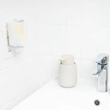 Happy Wax Iridescent Pink Outlet Warmer for Home Scents