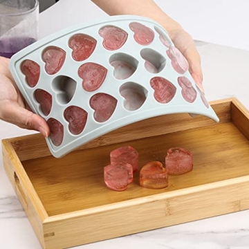 Heart Shaped Ice Cube Trays with Lid for Fun Drinks