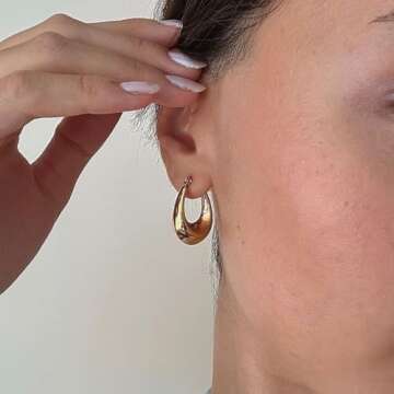 Tasiso Chunky Gold Earrings for Women, Dainty 14K Gold Plated Huggie Hoop Earrings Lightweight Hypoallergenic Earring Set Cute Earrings Pack for Women Trendy Jewelry Gifts