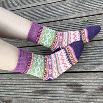 Fraobbg 5 Pairs Vintage Winter Women Socks Warm Thick Knitted Soft Wool Socks Christmas Gifts Cozy Crew Socks