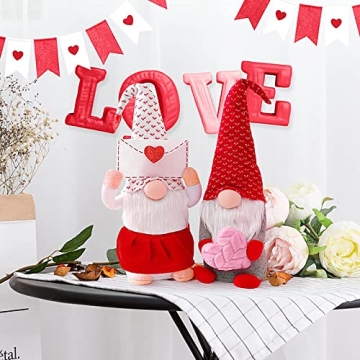 ROGENA Valentine Gnomes - Cute Holiday Decor