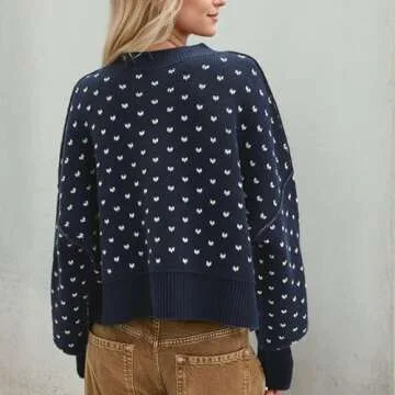 Chic Women Crop Heart Pullover Sweater for Trendy Style