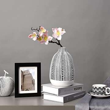 Quoowiit Black and White Vase, Decorative Vase for Home Office Decor, Decorations for Living Room Bedroom Dinning Table Decor, Wedding Centerpiece, Housewarming Gifts-White Short