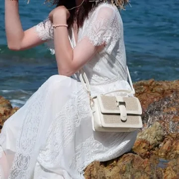 Trendy Woven Straw Crossbody Beach Bag for Women