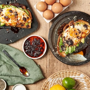 Lee Kum Kee Chiu Chow Chili Crisp Oil Perfect for Asian Dishes