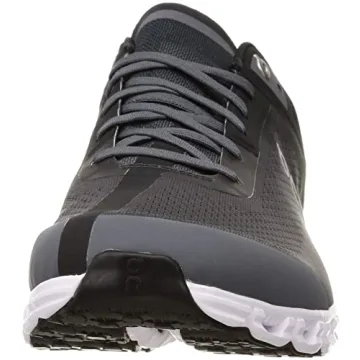 On Mens Cloudflow Trainers - Comfort Meets Style in Sportswear