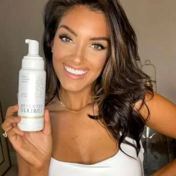 Ultra Dark Sunless Tanning Mousse for Flawless Tan