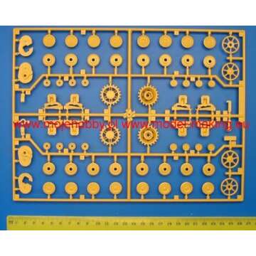 Academy Flakpanzer Wirbelwind 1:35 Model Kit