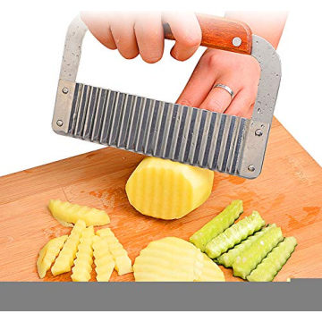 MUZOCT Crinkle Cutter Potato Slicer Tool for Kitchen Prep