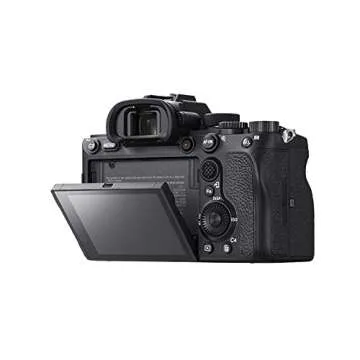 Explore Sony α7R IV - 61MP Full-frame Camera