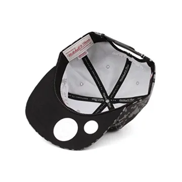 Mitchell & Ness Digital Camo Brooklyn Nets Snapback Hat