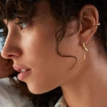 MEVECCO Gold Snake Earrings for Women, 18K Gold Plated Faux Gauge Earrings Dainty Snake Fake Spiral Tapers Fake Gauges Faux Plug Snake Stud Earrings for Her