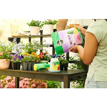 Miracle-Gro Water Soluble Bloom Booster Flower Food, Plant Food for Annual and Perennial Flowers, In-Ground and Container Plants, Roses, Hydrangeas, Hibiscus, 5.5 lb.
