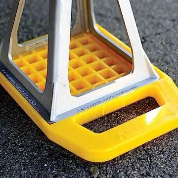 Camco Camper/RV Stabilizing Jack Pads - Features Interlocking Design & Includes Handy Strap for RV Storage and Organization - Molded of Strong UV Stabilized Polypropylene - 4-Pack (44595)