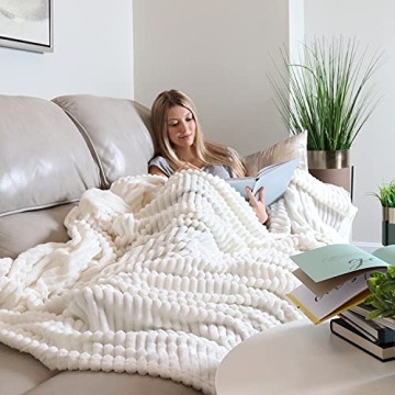 Clara Clark Ultra-Plush Throw Blanket - Soft & Stylish