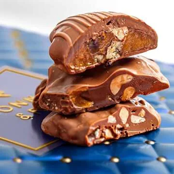 BONNIE AND POP - Chocolate Gift Basket - Chocolate Gift Box, Gourmet Food Gifts Prime - Assorted Treat Tray Tin for Men and Women- Kosher Hannukah Gift