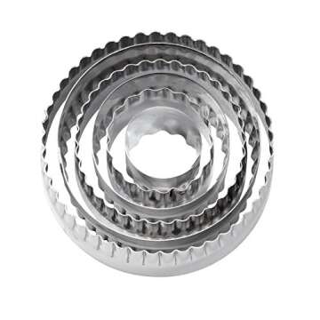 Wilton 6-Piece Nesting Fondant Double Sided Cut Out Cutters, Round