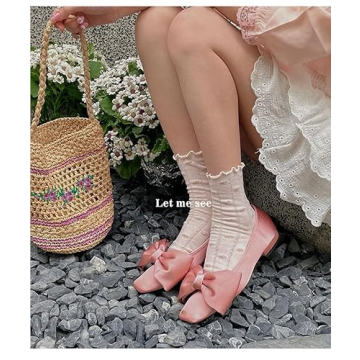 Breathable Women's Ankle Socks with Floral Design for Comfort