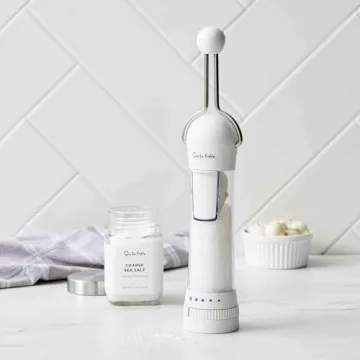 Sur La Table Ratchet Mill Grinder with Adjustable Coarse Settings