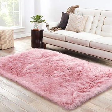 LOCHAS Faux Fur Rug - Soft, Stylish & Washable 3x5 Feet