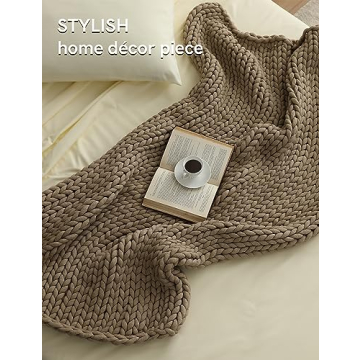YnM Chunky Throw Blanket - Hand Knitted and Cozy for Home Comfort