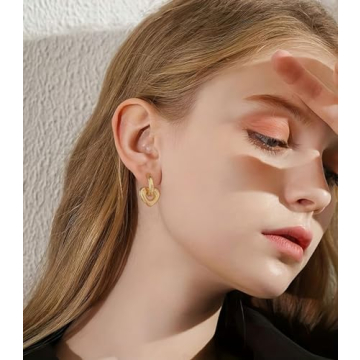 WOWORAMA Trendy Gold Heart Hoop Earrings for Women