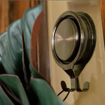 Haute Decor Attract Pinch-Free Magnetic Wreath Hanger (Antique Brass) - Set of 2 Magnets - for use on 1 Single-Pane Glass Door/Window or 2 Metal Doors/Surfaces