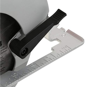 Milwaukee 28V Cordless Circular Saw - Power and Precision