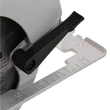 Milwaukee 28V Cordless Circular Saw - Power and Precision