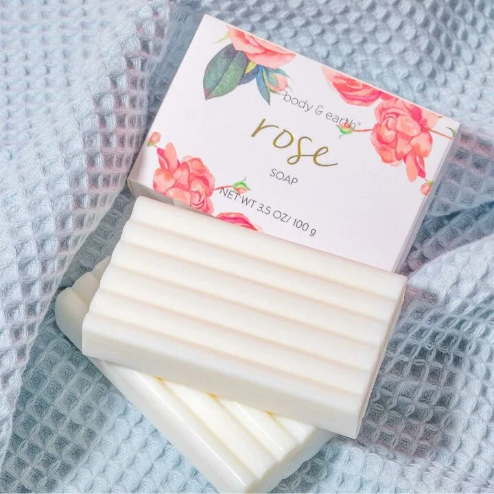 Rose Scented Spa Gift Set for Her - 5 Pieces