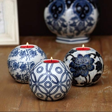 Elegant Blue and White Porcelain Candle Holder For Decor