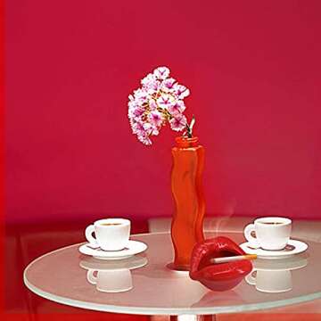 Wang-Data Creative Ceramic Cigarette Ashtrays with Lips Style Fashion Home Decorations（Dark Red）