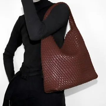 Stylish 2025 Woven Tote Bag with Clutch for Women
