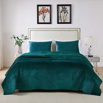 Luxurious Greenland Home Riviera Velvet Quilt Set in Teal