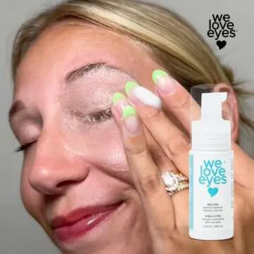 We Love Eyes: Tea Tree Eyelid Foaming Cleanser - Vegan. All natural. Cruelty free. Safe for false lashes and eyelash extensions.