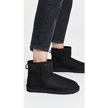 UGG Women's Classic Mini II Boot - Cozy & Stylish Winter Footwear