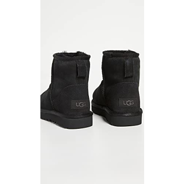 UGG Women's Classic Mini II Boot - Cozy & Stylish Winter Footwear