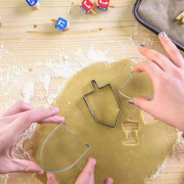 Stainless Steel Hanukkah Cookie Cutters Gift Set