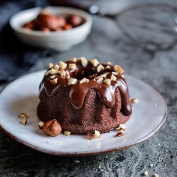 Yupik Raw Hazelnuts - 2.2 lb Premium Filberts for Baking