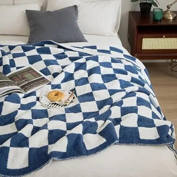 YIRUIO Throw Blanket Checkered Chessboard Fluffy Fuzzy Warmer Comfort Reversible Super Soft Cozy Decor for Home Bed Couch Sofa Room (Bluey, 51''x63'')