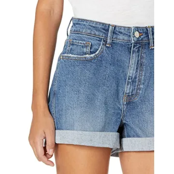 Shop The Drop Women's Dev Clean Denim Short in Medium Indigo