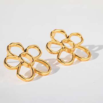 Dainty Daisy Flower Earring Hollowed out Flower Stud 18K Gold Plated 925 Sterling Silver Post Minimalism Earring for Women Jewelry