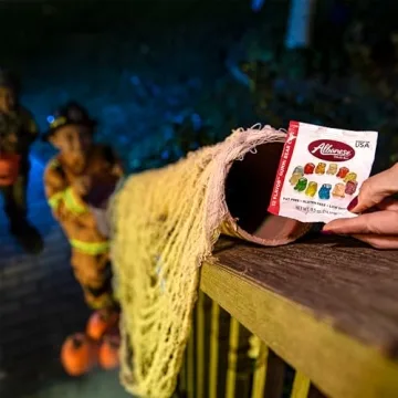 Albanese Sweet & Sour Monster Halloween Candy Combo