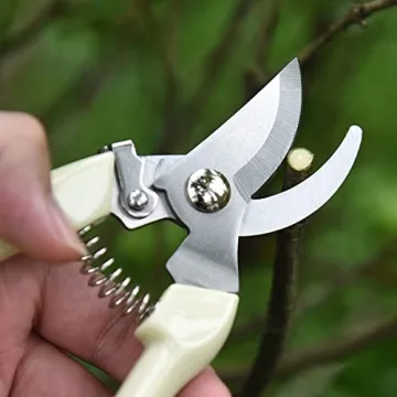 Durable Garden Pruning Shears for Easy Flower Trimming
