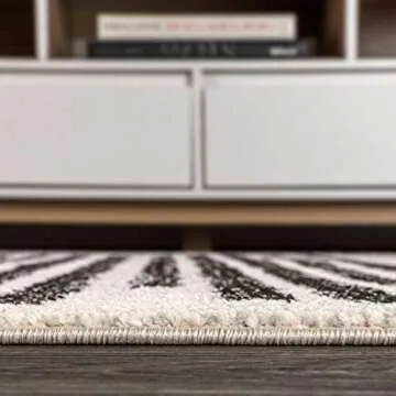 JONATHAN Y MOH207A-28 Khalil Modern Berber Stripe Indoor Farmhouse Area-Rug Bohemian Minimalistic Striped Easy-Cleaning Bedroom Kitchen Living Room Non Shedding, 2 X 8, Cream,Black