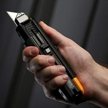 ToughBuilt Scraper Utility Knife - Versatile 2-in-1 Tool