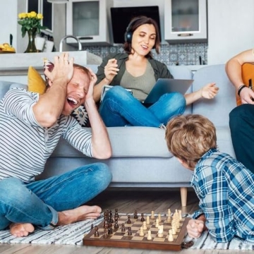 Magnetic Travel Chess Set - Portable 15" Wooden Chessboard